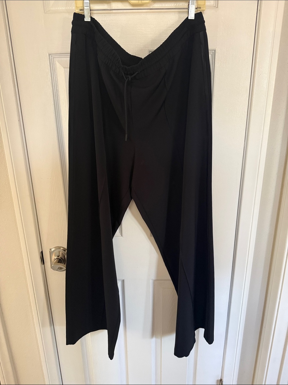 Athleta Black Elastic Waist Jogger Pants
